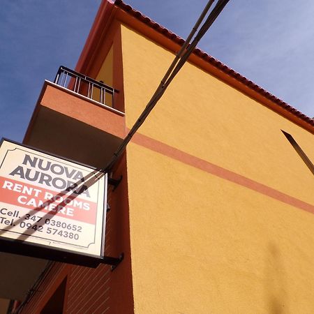 NUOVA AURORA Rent Rooms Roccalumera Buitenkant foto