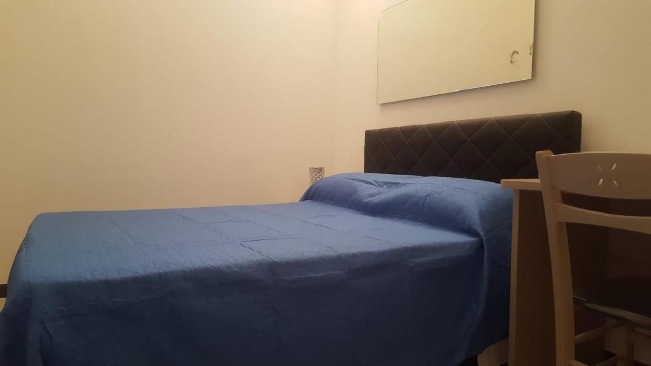 NUOVA AURORA Rent Rooms Roccalumera Buitenkant foto