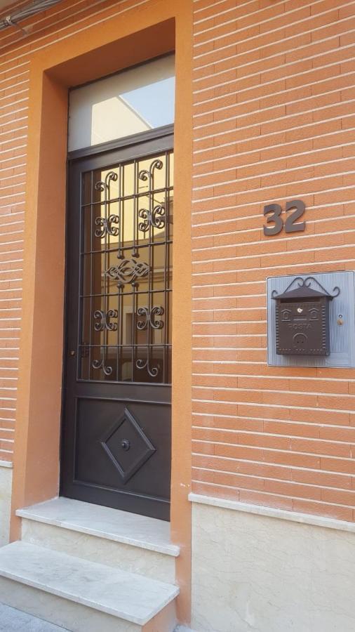 NUOVA AURORA Rent Rooms Roccalumera Buitenkant foto