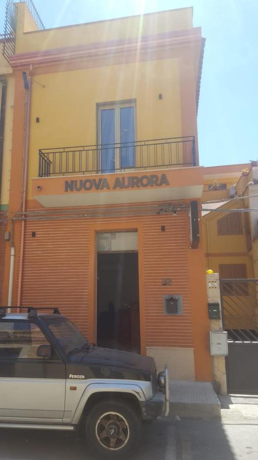 NUOVA AURORA Rent Rooms Roccalumera Buitenkant foto