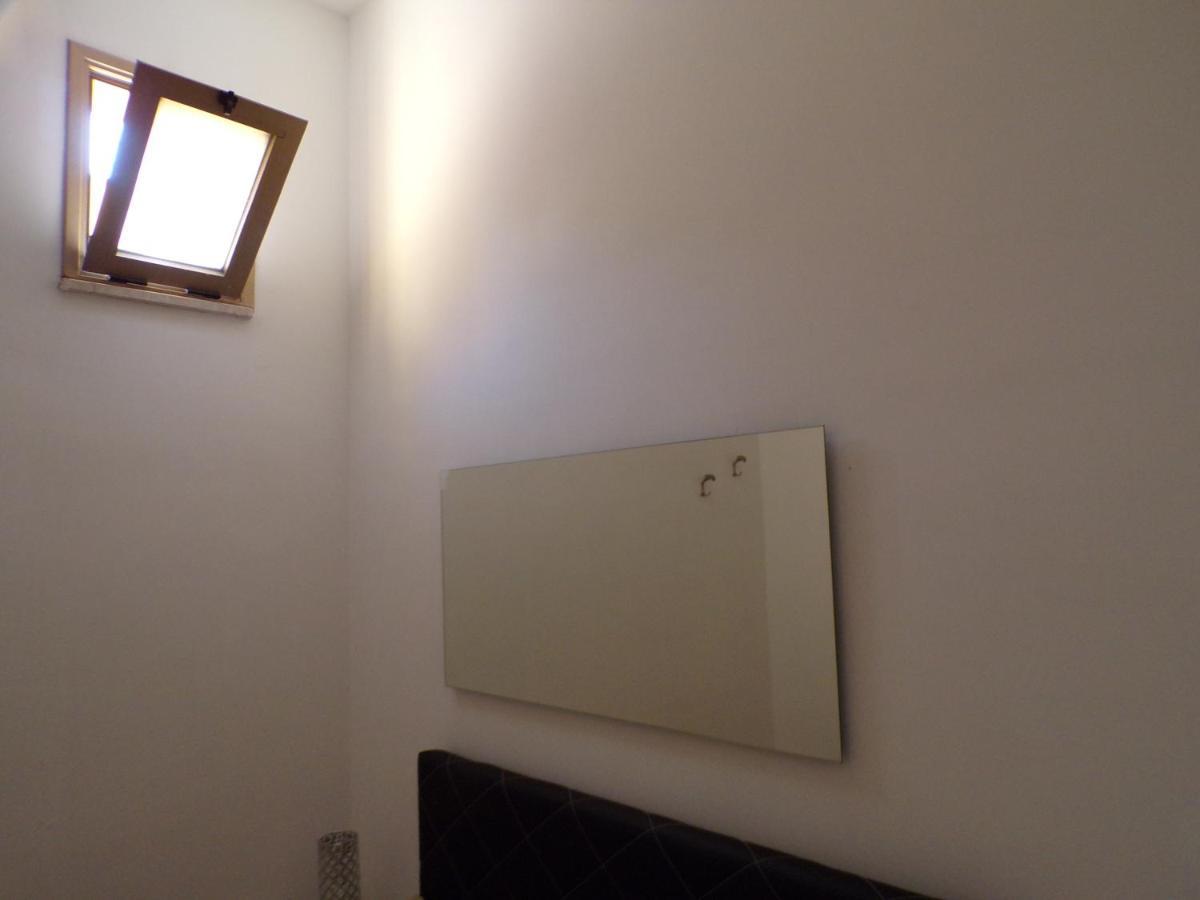 NUOVA AURORA Rent Rooms Roccalumera Buitenkant foto