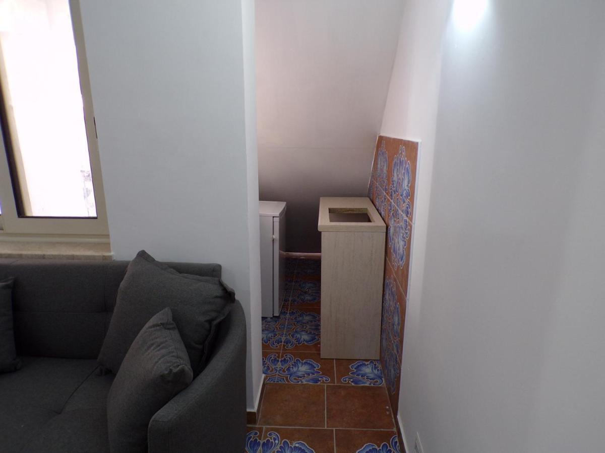 NUOVA AURORA Rent Rooms Roccalumera Buitenkant foto